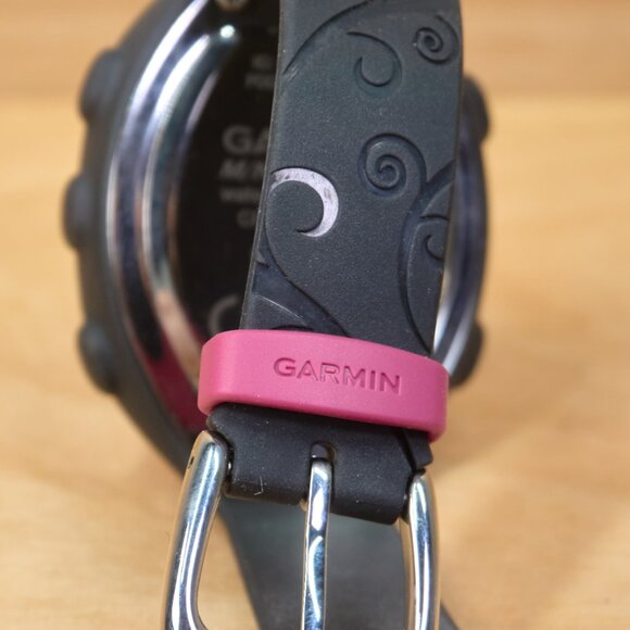 Garmin FR70 W Pink Women's Sport Watch Only, new battery - Picture 5 of 7